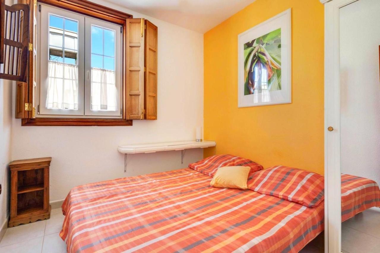 Remarkable 2-Bed House In Arona Arona  Zewnętrze zdjęcie